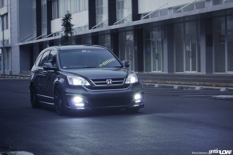 只要是本田都必须趴下来10款本田crv改装案例