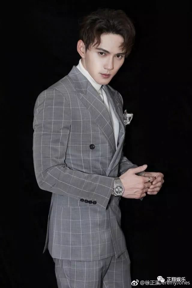 32岁徐正溪帅出新高度,从男二到主角他成功逆袭,撩到无数少女