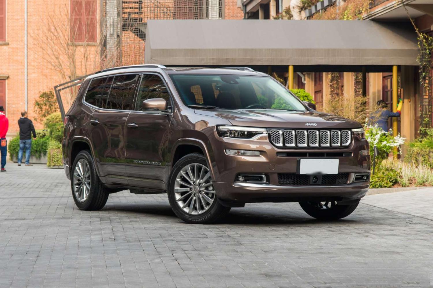 jeep7座suv大指挥官即将到来, 想买7座大型suv的你不妨再等等?