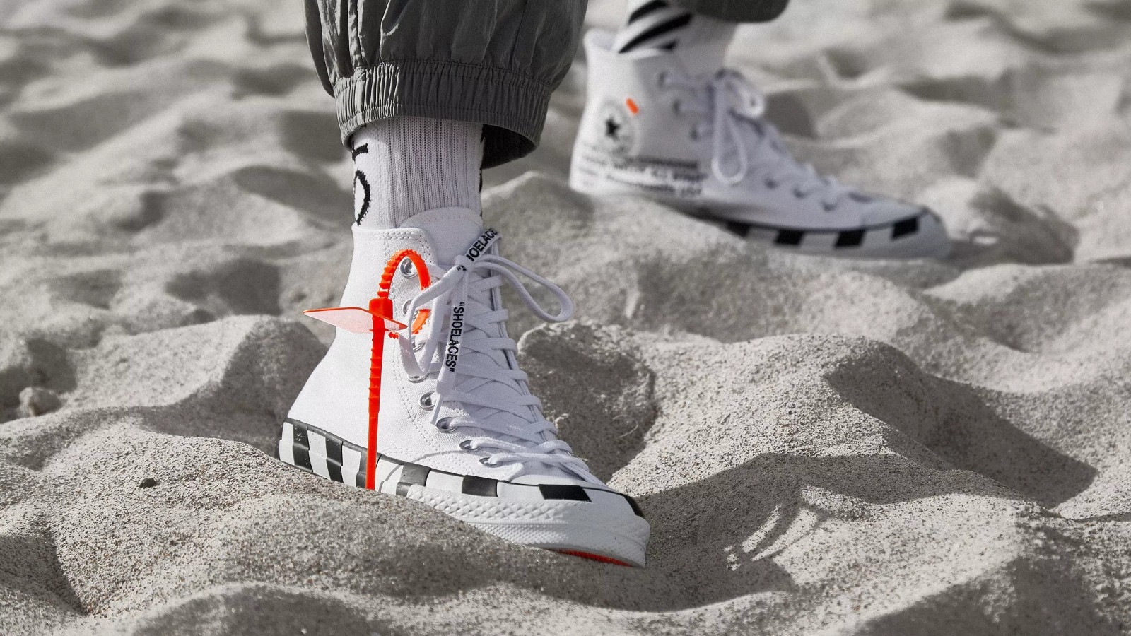 天津哪有offwhite高仿(off white天津有专柜吗)-第2张图片-鞋城号