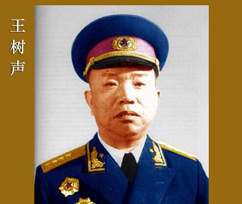 此人是开国大将,6位军区司令是他的下属,去世时许世友大哭