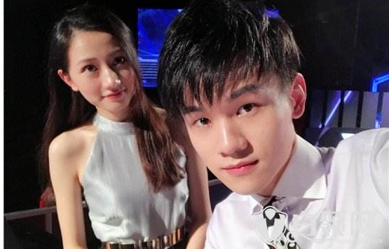 王者荣耀kpl职业解说瓶子背后的事情你知道多少?