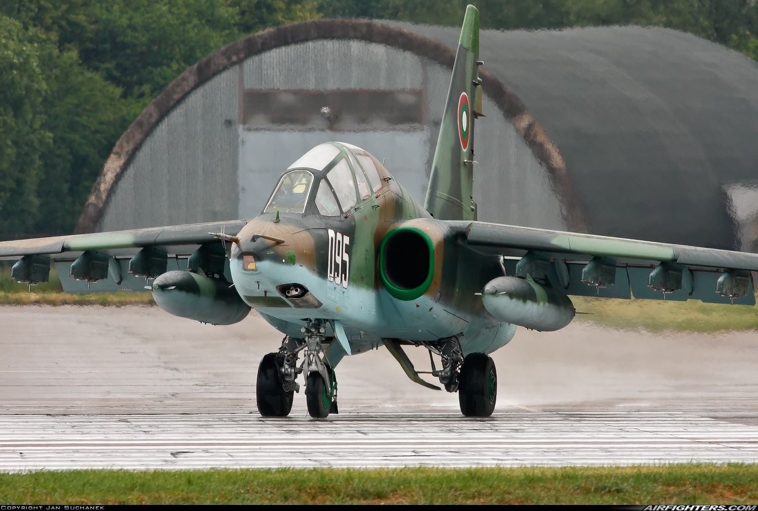 苏联俄罗斯的苏25蛙足强击机