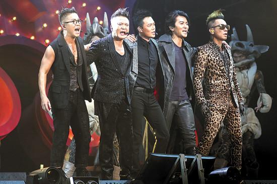 曾是tvb小生,老婆42岁为他生一胎,46岁高龄再冒险生第2胎!