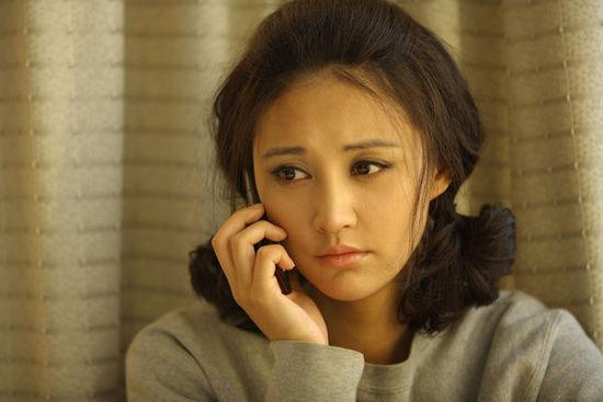 特别生气,暴怒着说:"你回去吧,从哪儿来回哪儿去,你这样的做不了演员