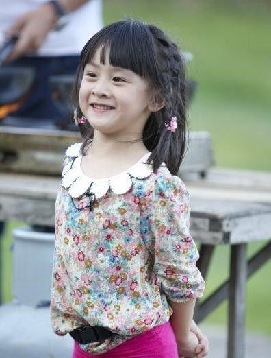 才十岁就有了小女人味道森蝶近照曝光,扎丸子头很纯很美很仙气,网友