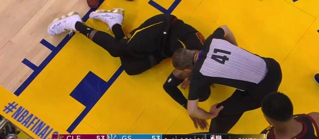 勇士骑士G1, 格林对詹姆斯的犯规有必要给技术