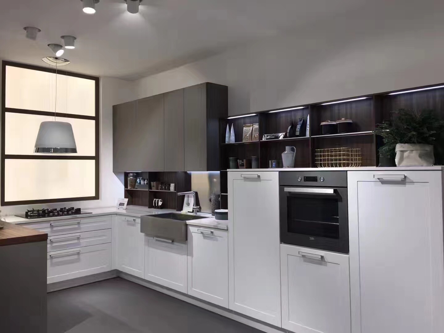 米兰展上的venetacucine意大利威乃达新品橱柜