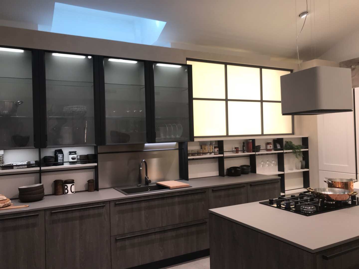 米兰展上的venetacucine意大利威乃达新品橱柜