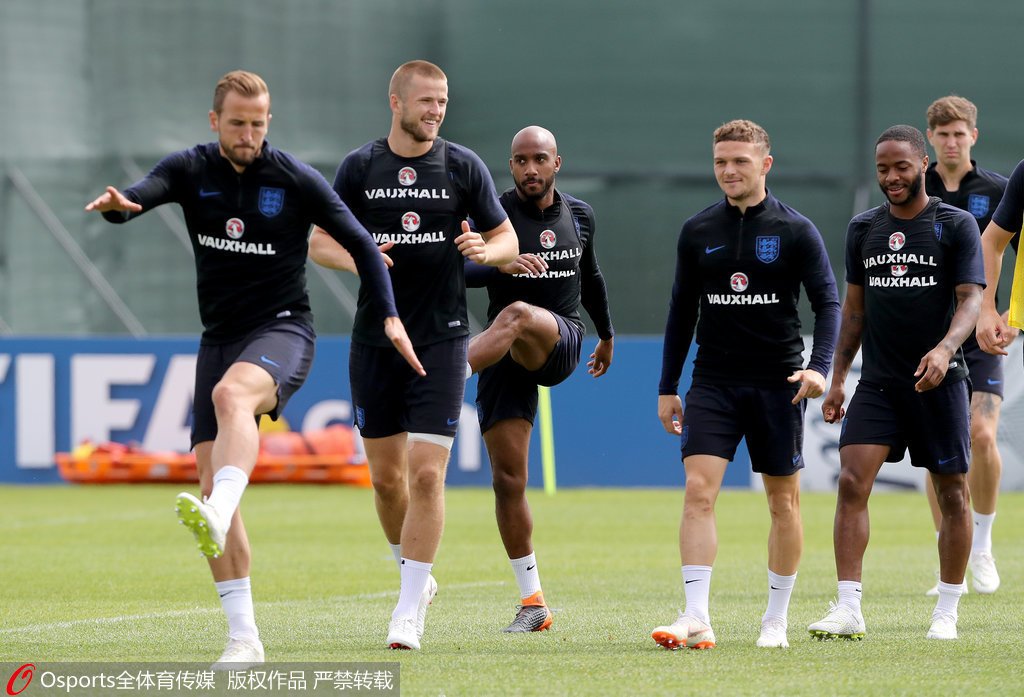 皇冠体育足彩游戏规则:邂逅世界杯第9期:老婆