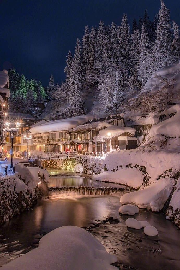 日本山形县银山温泉度假区简直就是神还原的动漫场景