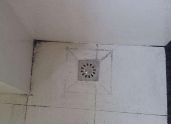 卫生间地漏切记不要这样装,排水又慢又易堵,别等装错才返工