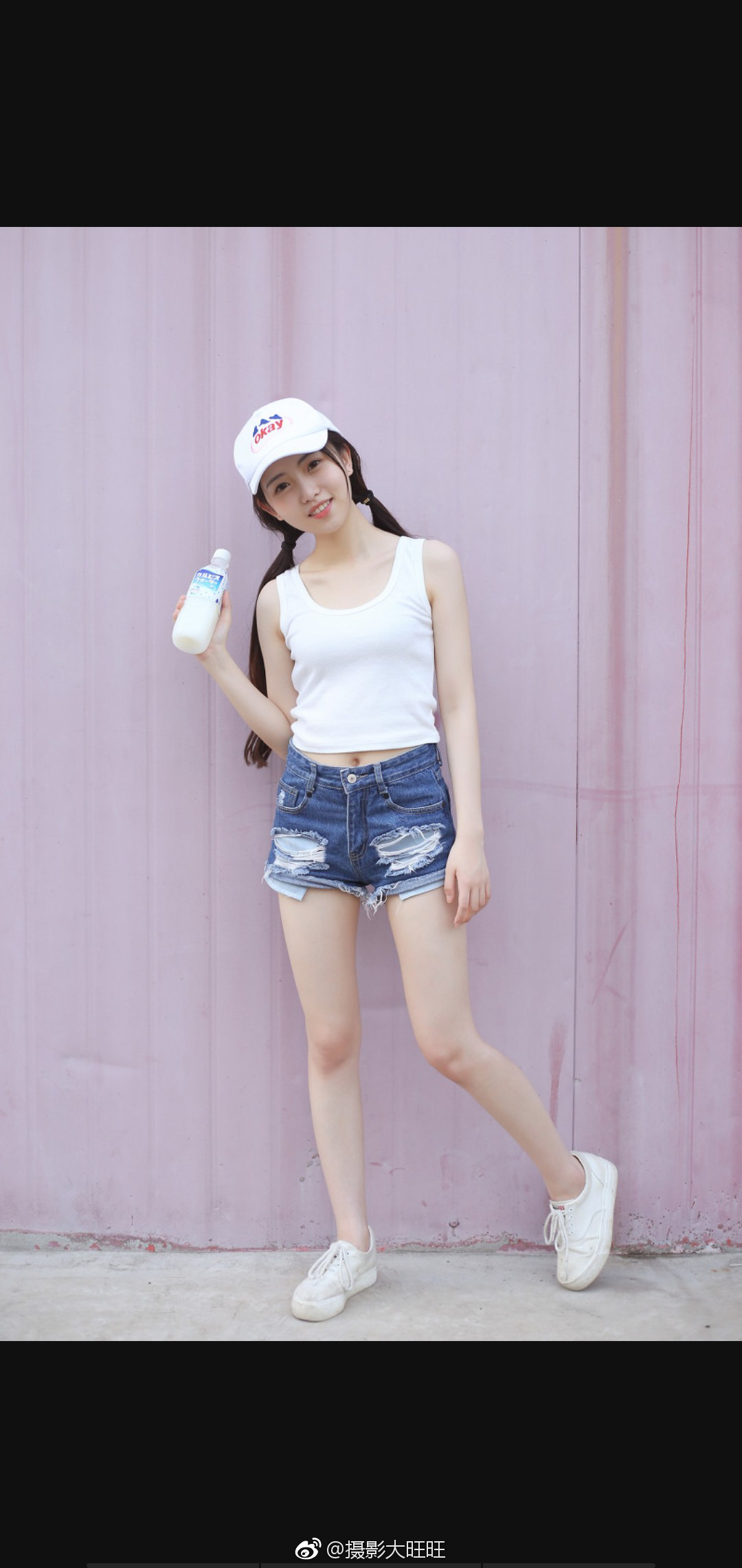 恬恬"夏天快过完了""你拍完这组就过完了 我还没过完"@摄影大