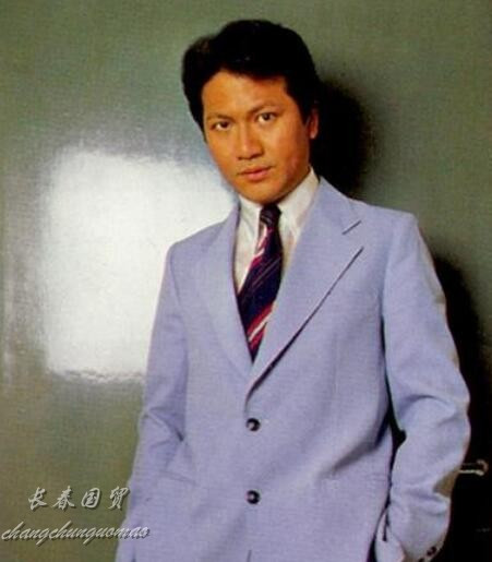 83版射雕英雄传的欧阳克近照曝光身材发福笑容灿烂