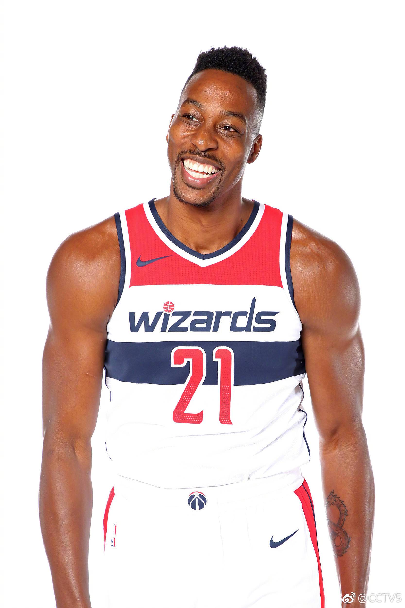 在过去十年中,霍华德的状态随着不停的更换球队在逐步下滑.