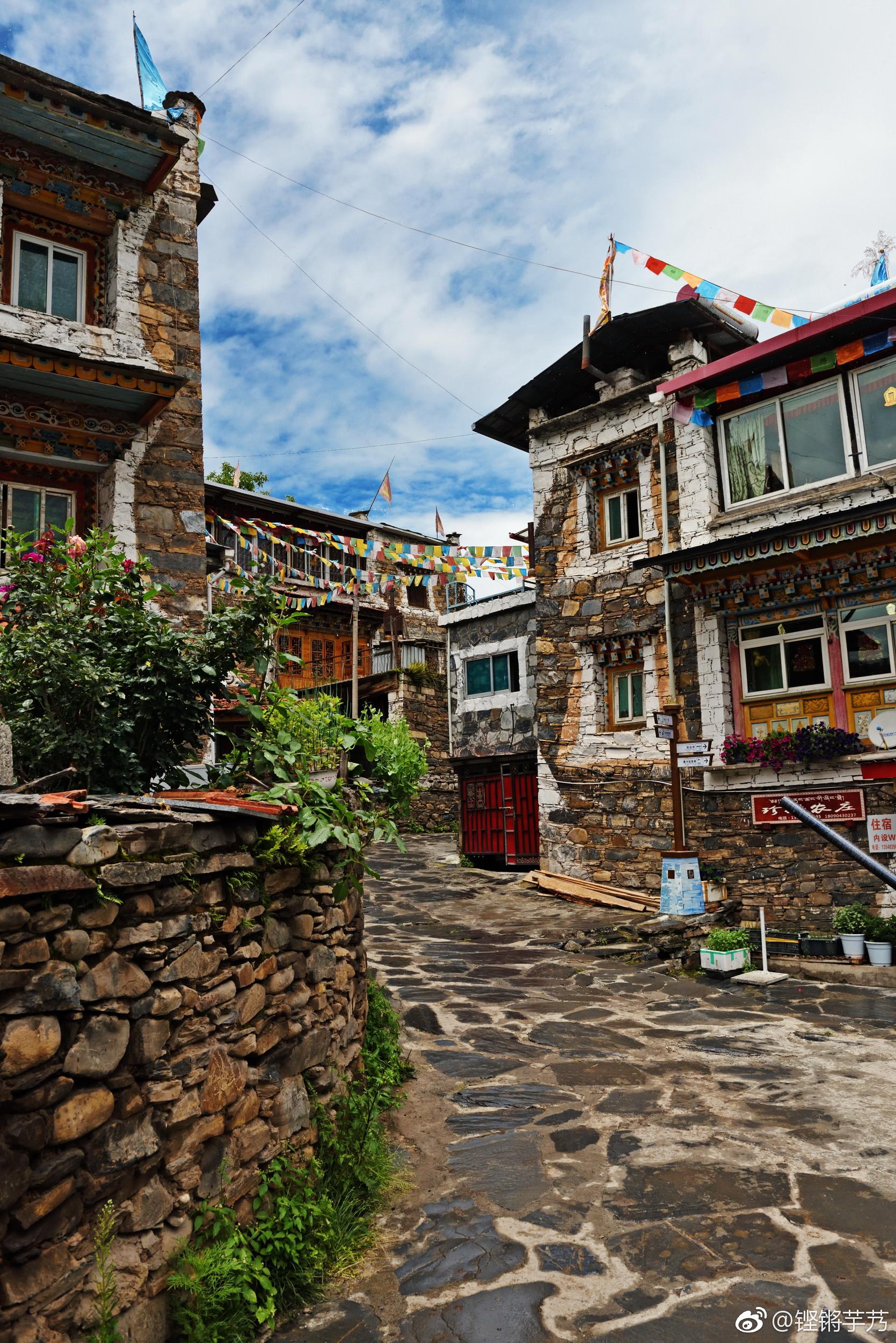 马尔康的西索民居