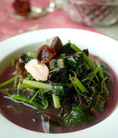 它被誉为"长寿菜", 孩子吃了补钙长高个, 女人吃了补血气色好