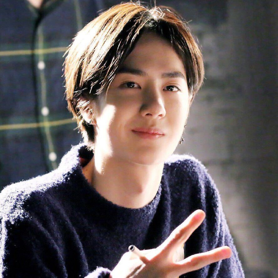 20岁的王一博凭什么能成为《创造101》的导师,看这个你就会明白