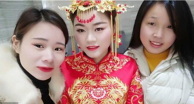 小姑子结婚, 老公不让我参加婚礼, 手机屏幕一亮, 我直接报警