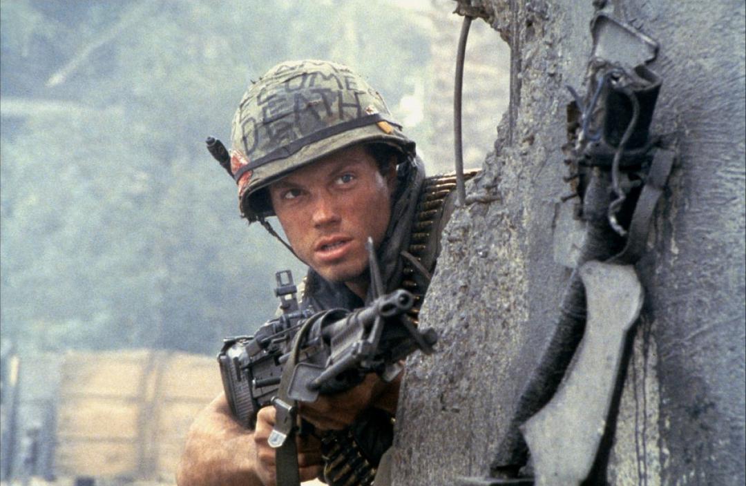 勉强进前十,《红海》挤进前五|现代启示录|红海行动|全金属外壳_新浪