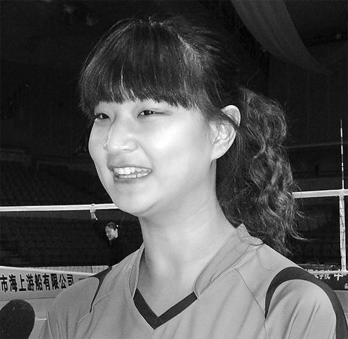 她是在女排国家队效力最久的二传|苏惠娟|二传|中国女排_新浪新闻