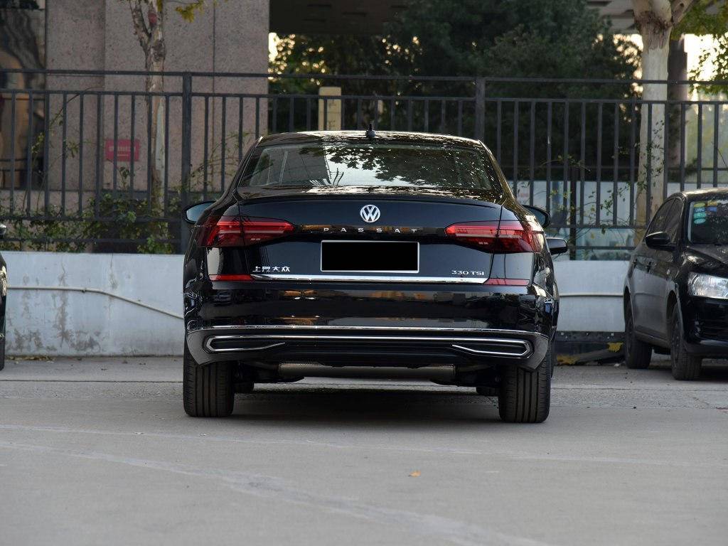 新帕萨特配置曝光,9款车型3种动力,又一款屁股带字母的大众车