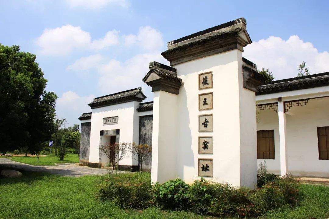 向着宜兴云湖茶禅小镇出发开始你的茶禅之旅