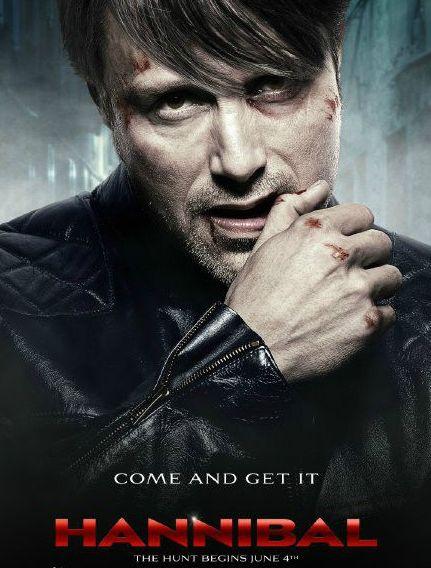 冷酷嗜血的独眼龙拉契夫,一个眼睛不时流血,全程面无表情的男人,却