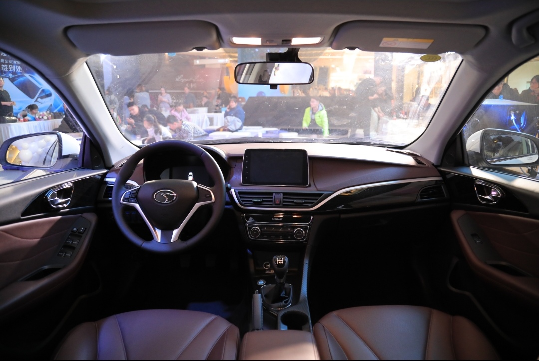 99万元起,东南汽车a5翼舞石家庄全新上市