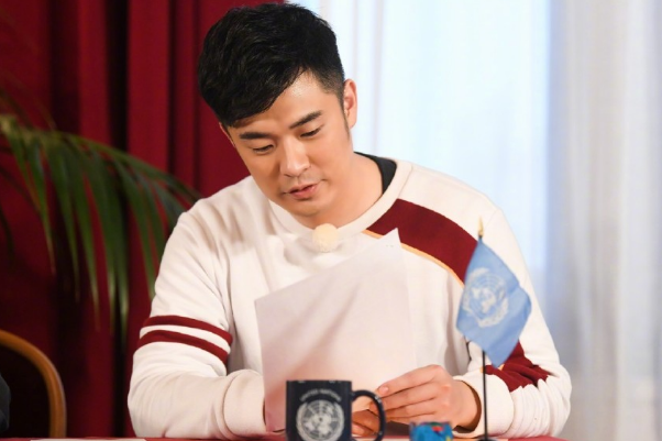 同为大学舍友,陈赫英语真比郑凯差这么多?老师