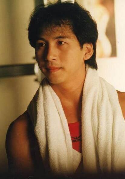 55岁曹荣近照曝光,18年后再演孙悟空,如今胖到认不出