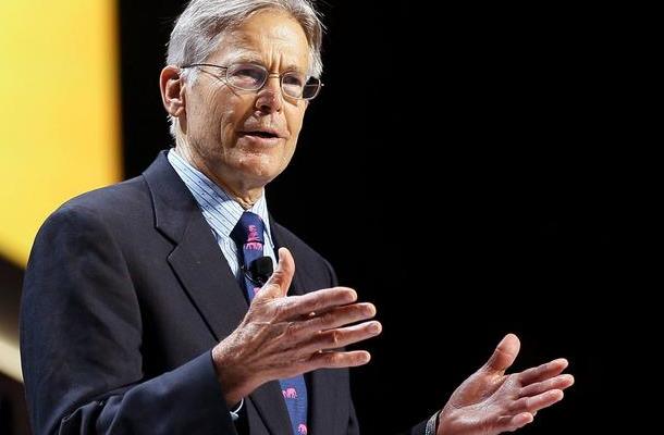 山姆·沃尔顿逝世当前,他的宗子罗伯森·沃尔顿在不被人看好的情况下