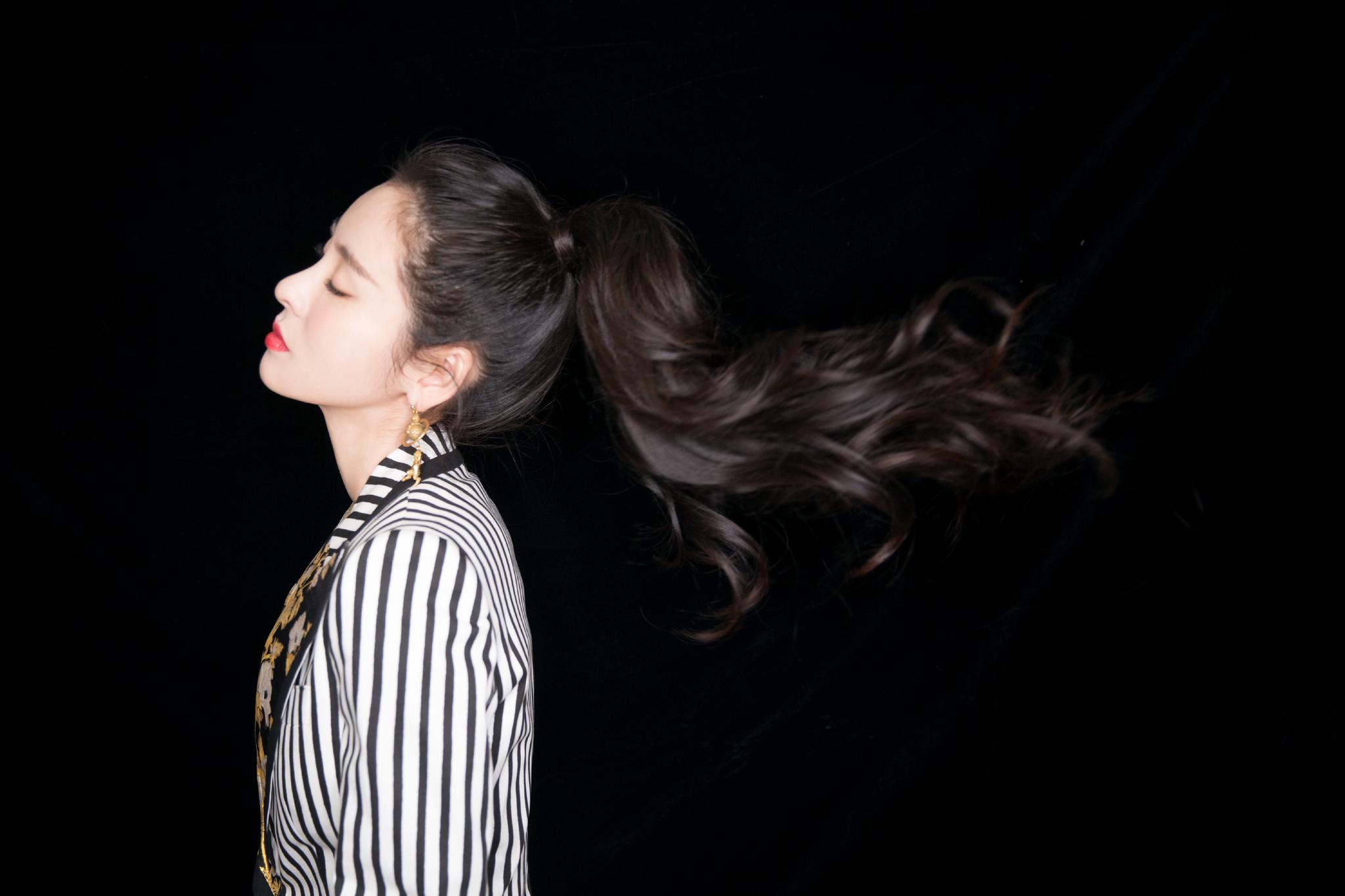 恭喜总裁 荣获 第25届东方风云榜音乐盛典最受