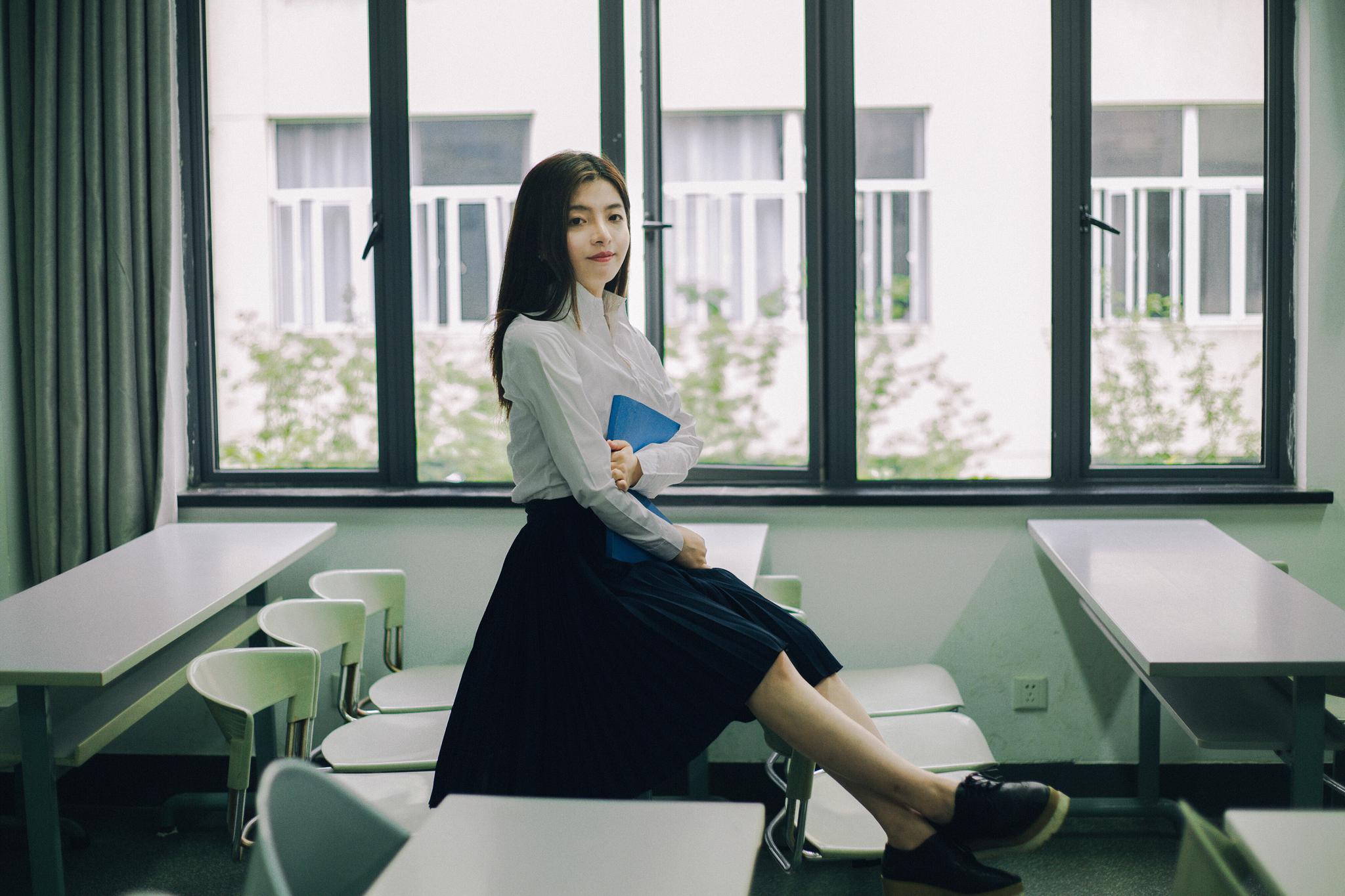 上海财经大学校花徐逸岑身高163cm体重48kg学霸女神