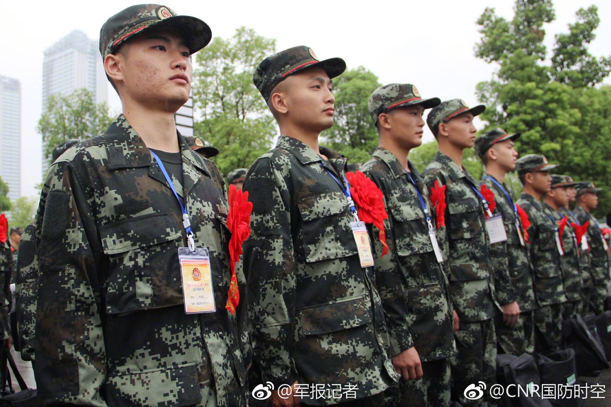 欢迎新战友!武警重庆总队新兵陆续入营