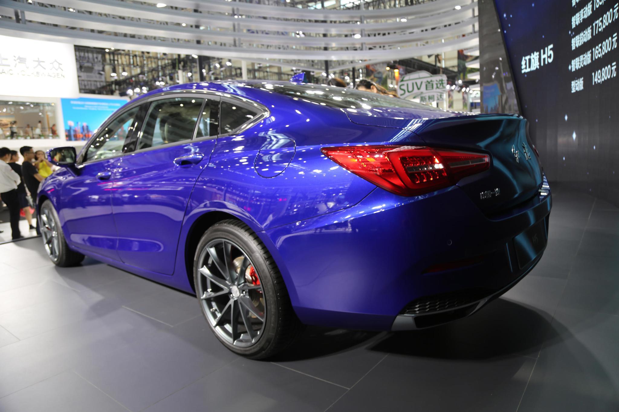 首款中国品牌豪华b级车红旗h5,将亮相2018盐城国际车展!