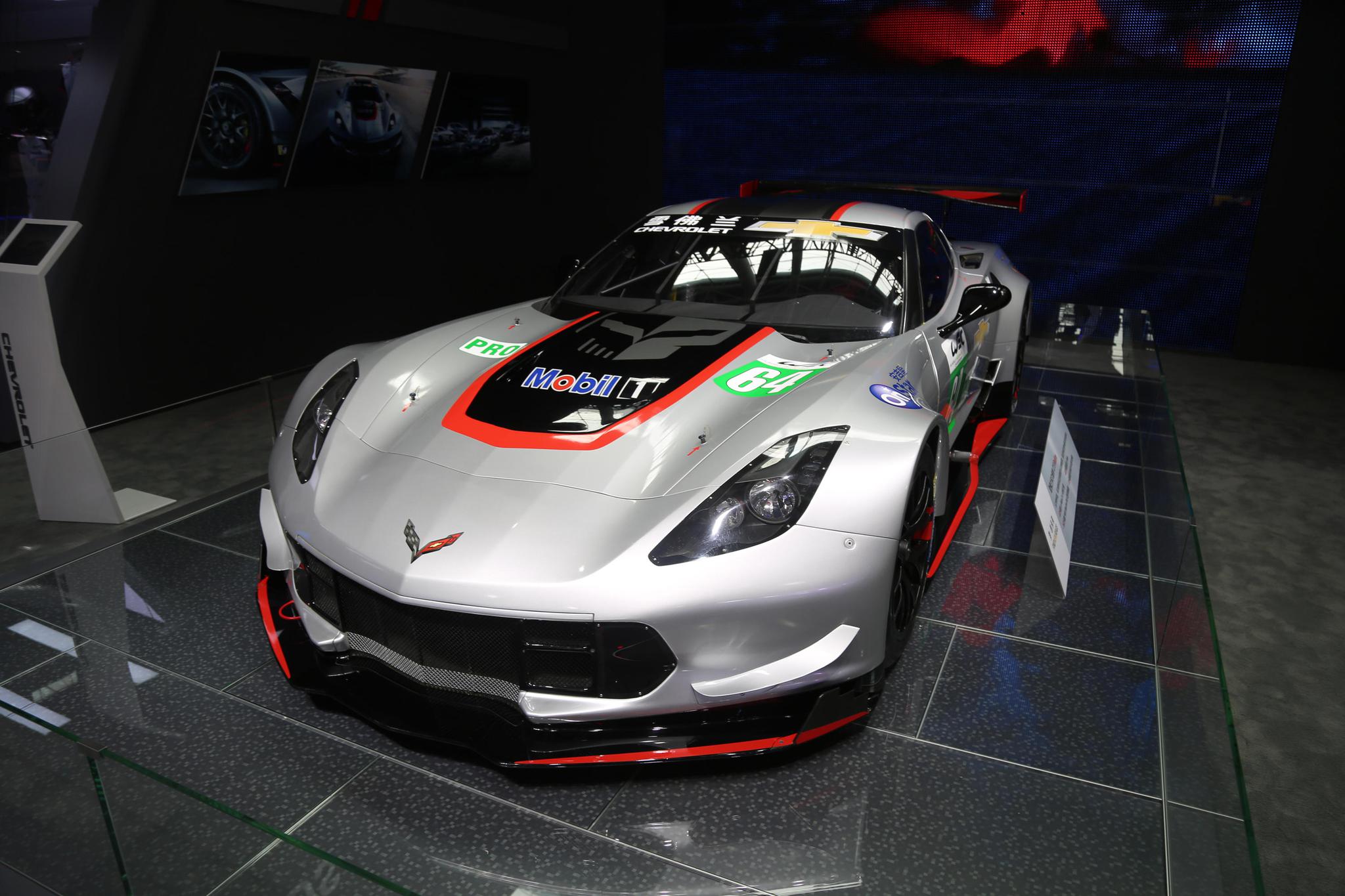 雪佛兰科尔维特c7.r redline,惊艳亮相2018广州国际车展!