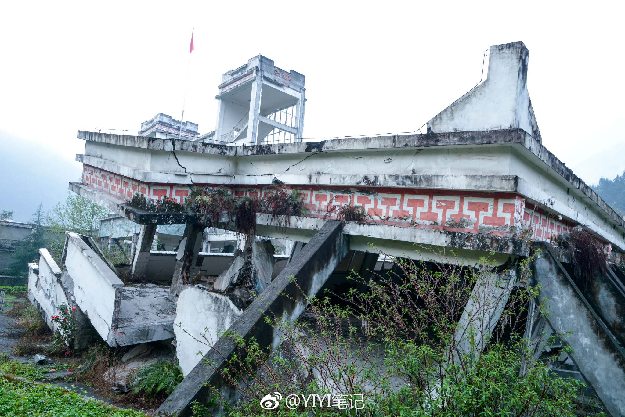 从成都到九寨沟,沿途经过的地震遗址,前6图是四川汶川特大地震漩口