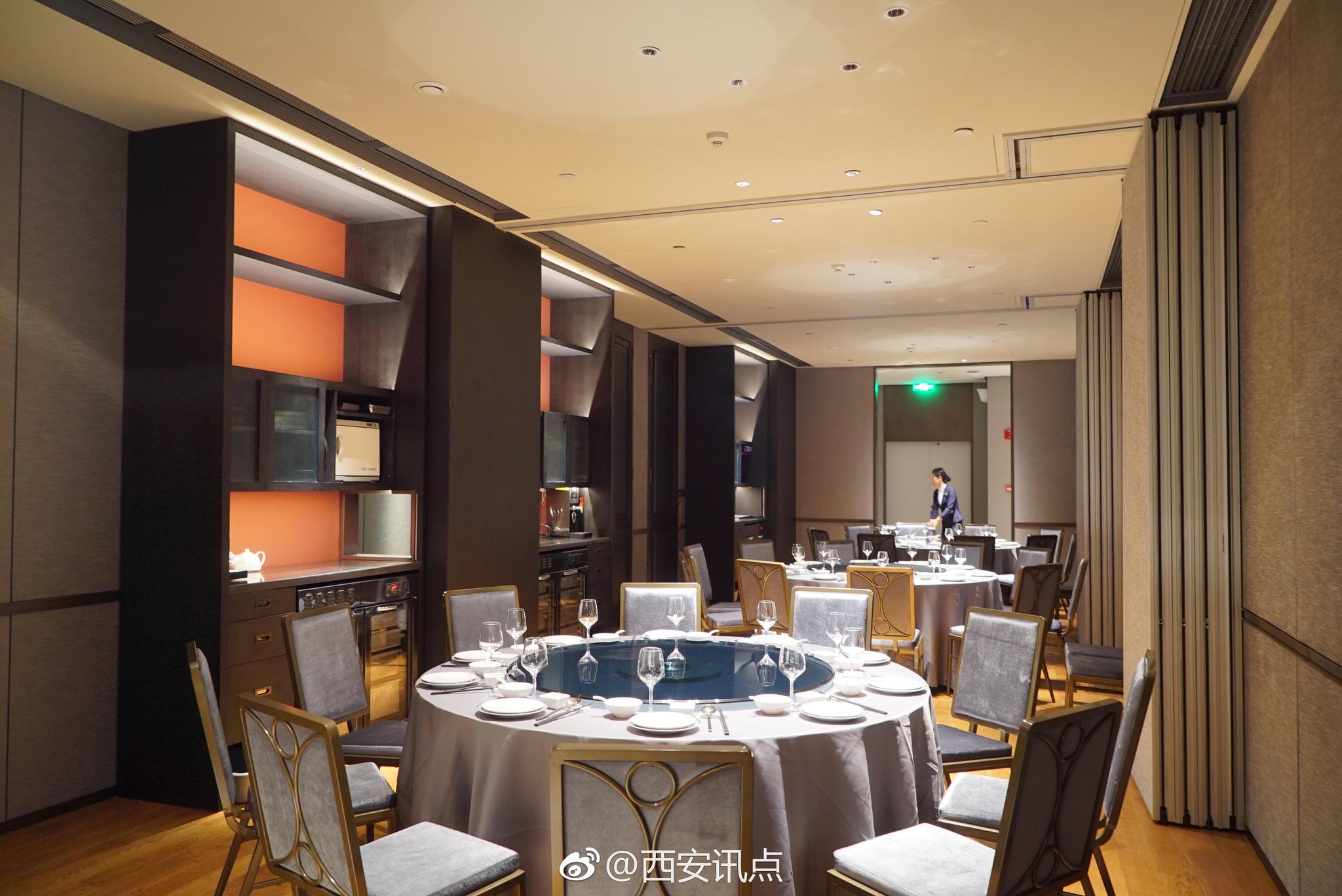 历经数月用心而有序的精心打造,徐记海鲜楼悦荟店