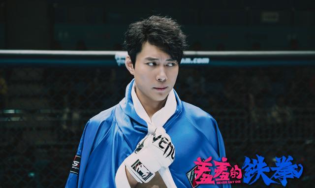 因为艾伦跟蝉联多年的一线演员邓超相比,虽然名气没有那么大,可是演技