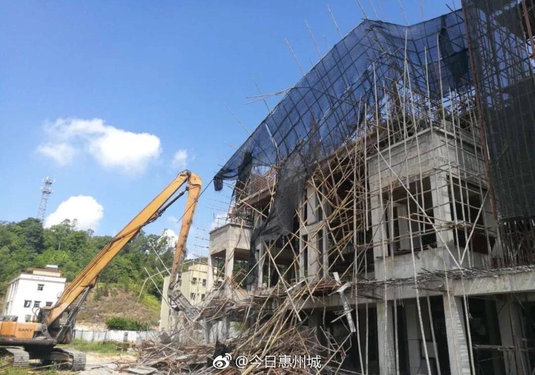 惠阳新圩镇又一处1000多平方米的两违建筑被拆