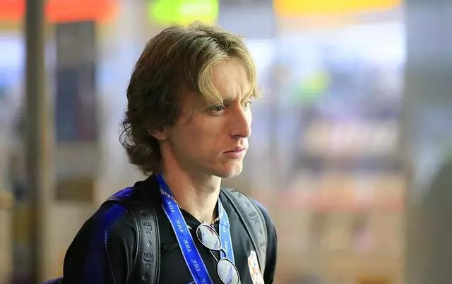 大约在冬季,莫德里奇巨额年薪加盟中超?