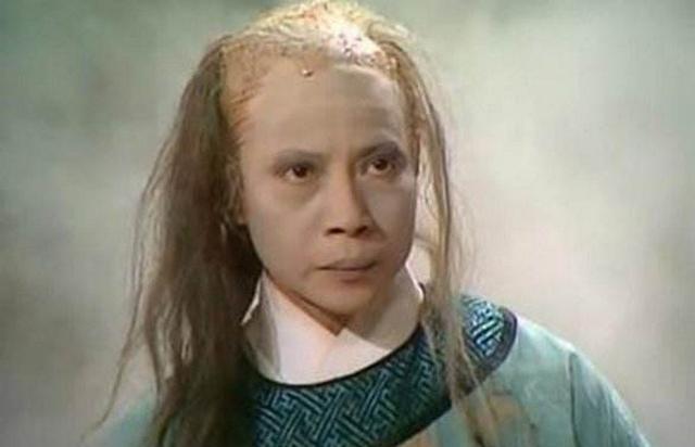 公孙止的妻子是裘千仞的妹妹,"铁掌莲花"裘千尺.