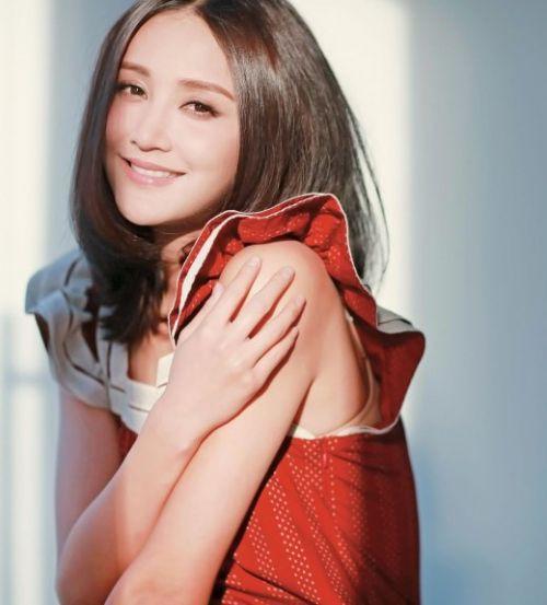 不惧世俗娶离异的她,成明星模范夫妻|袁弘|孙少平|张歆艺_新浪新闻