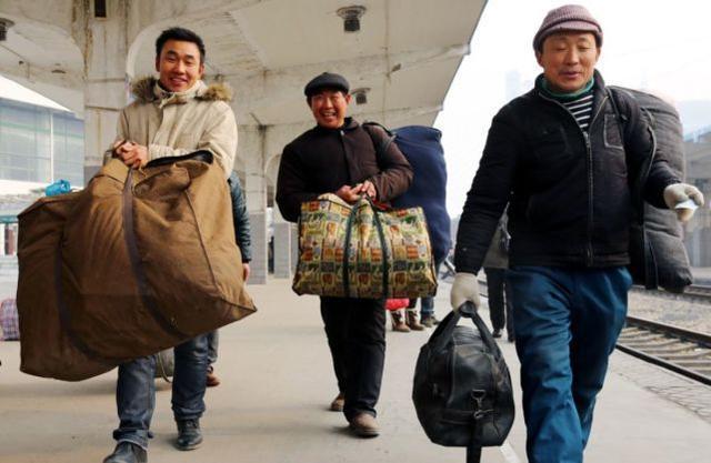 美国网友热议中国农民工家庭的穷苦生活
