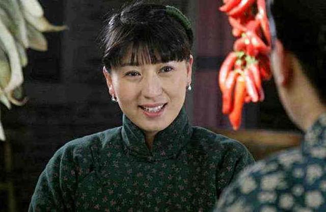 说到赵本山二人转的徒弟,大家能够想到的就是韩子平,董孝芳等人,但是