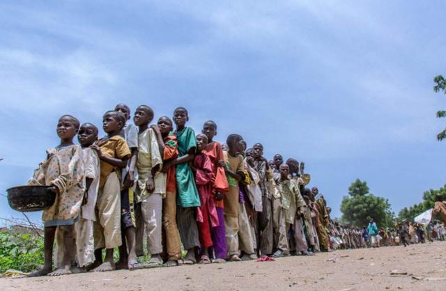 世界最贫穷的三个国家,每天挣不到1元人民币,平均寿命30多岁