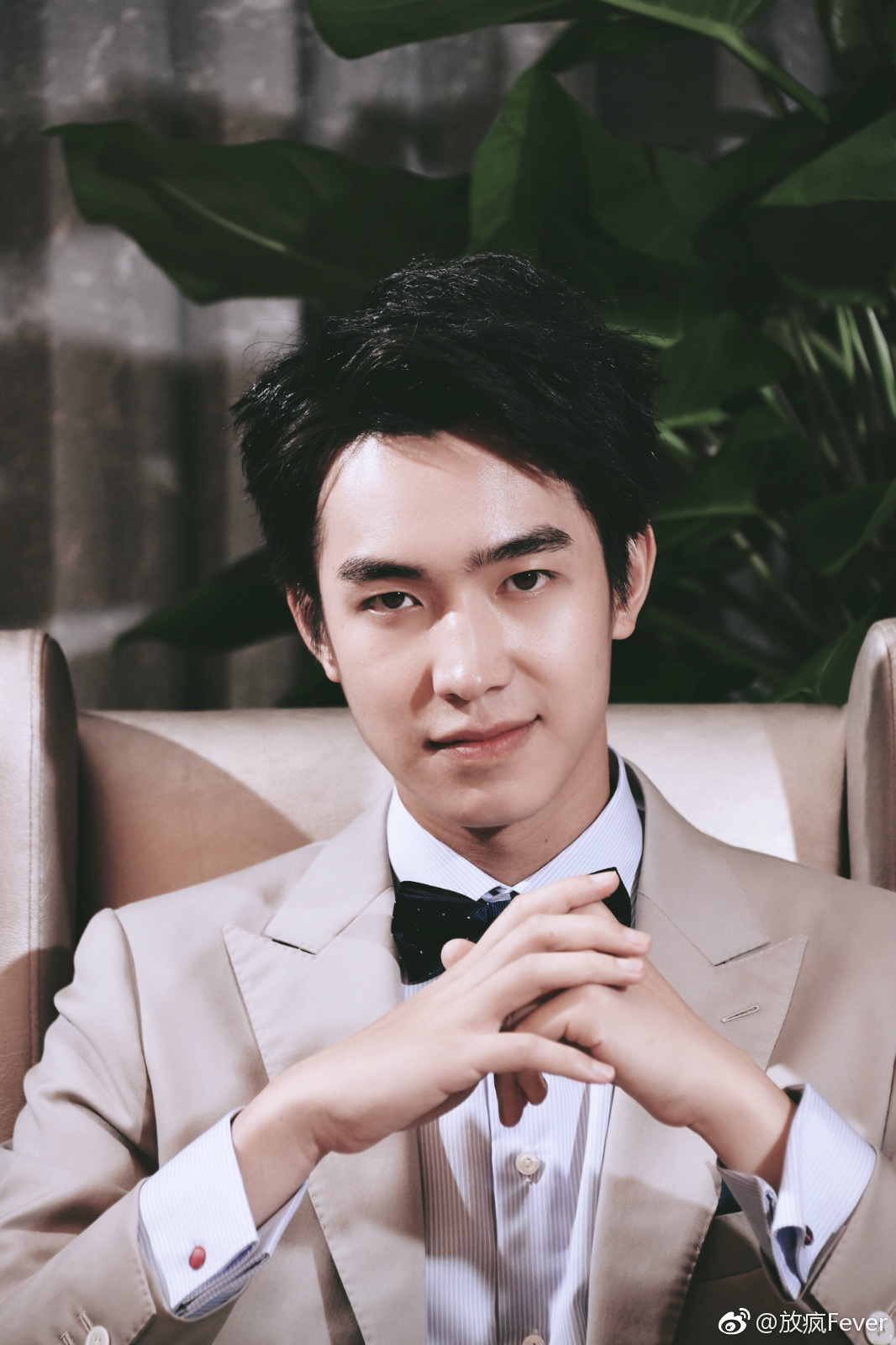 严禹豪 最近被这位小哥哥潦到了