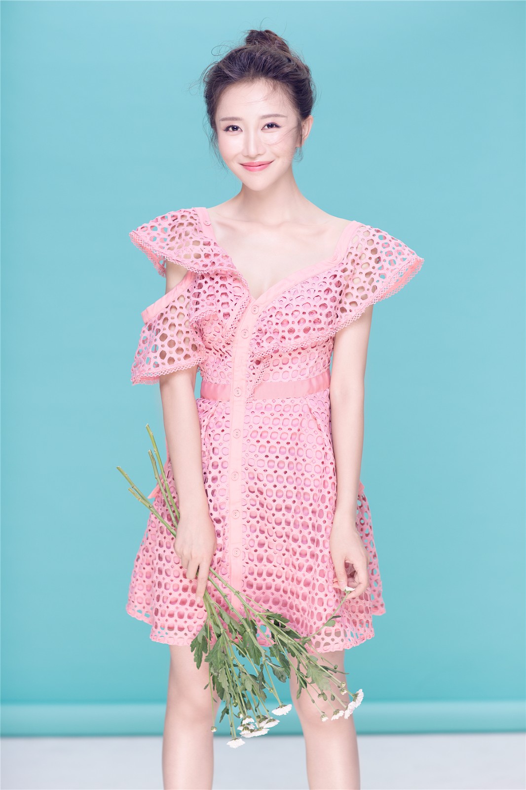 潘时七《延禧攻略》《伙头军客栈》齐播 亦庄亦谐火力全开