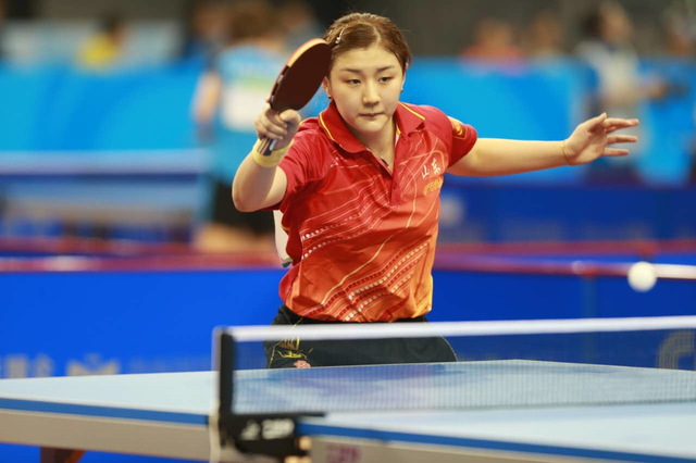 中国女乒童年照大曝光!刘诗雯女大十八变,丁宁却依然霸气外露